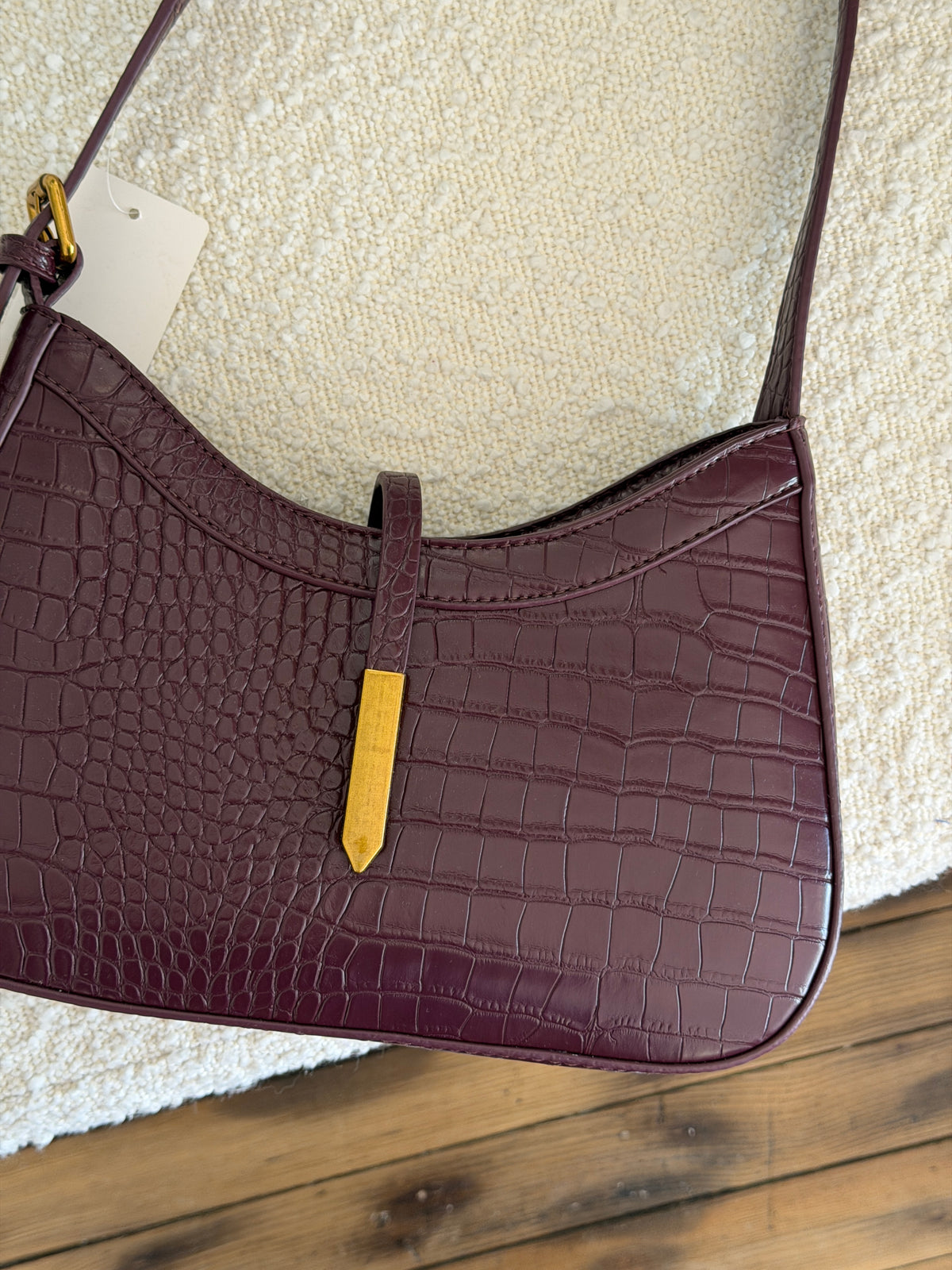 Judith Shoulder Bag